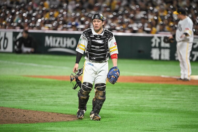 甲斐の力は承知しながら、中畑氏は補強に疑問を呈した　©Nanae Suzuki