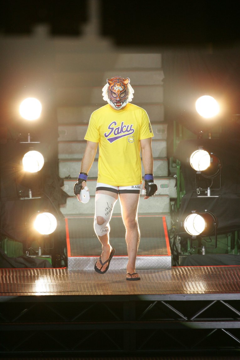 「HERO’S 2006」ライトヘビー級トーナメント 準々決勝 ケスタティス・スミルノヴァス戦　©︎Toshiya Kondo