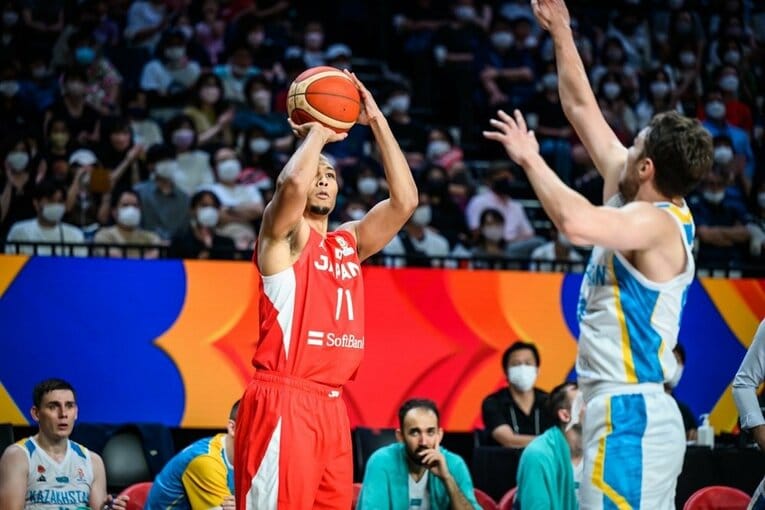 アキ・チェンバース　©︎fiba.basketball