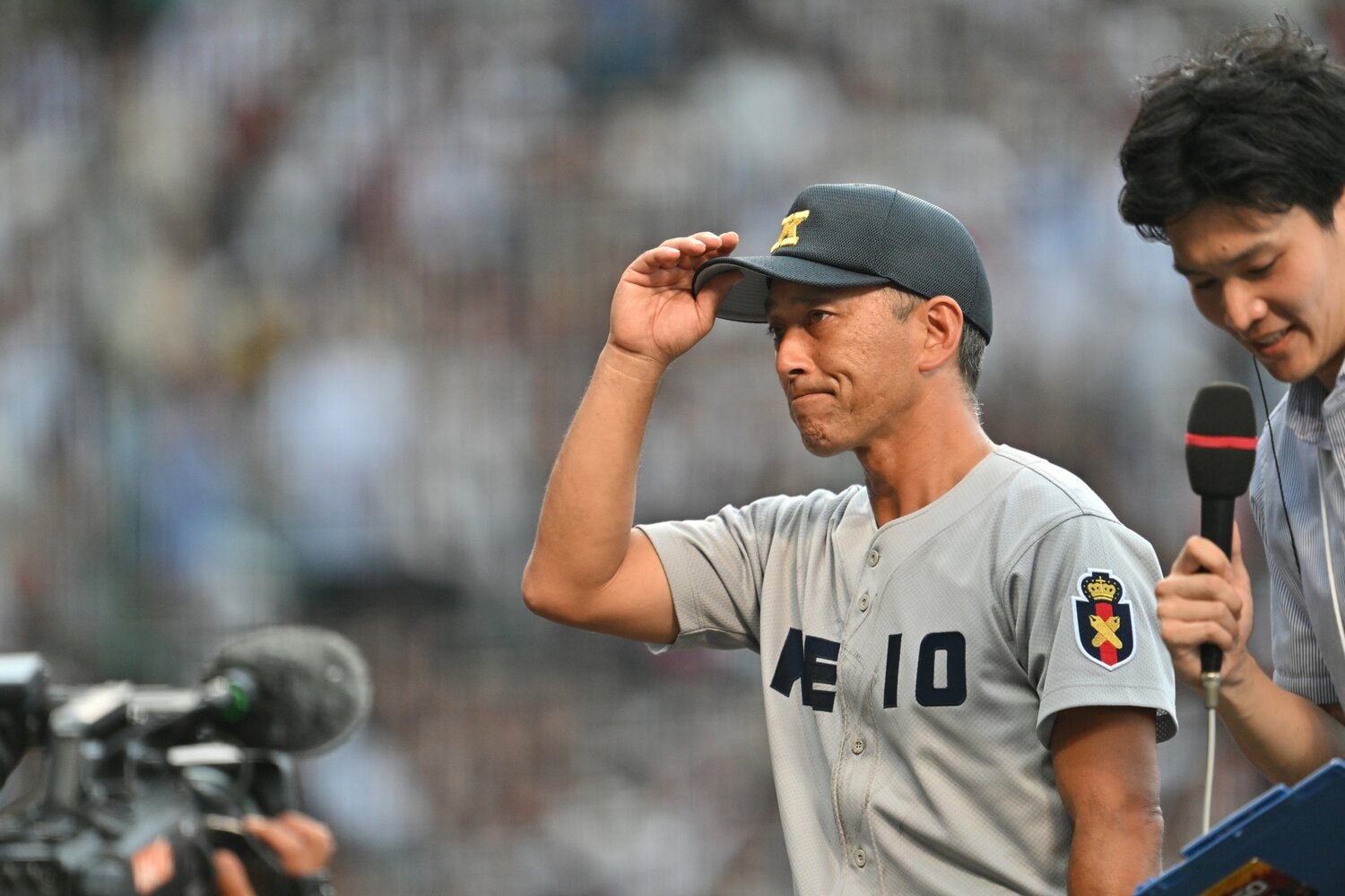 今夏の甲子園で気づいた“新たな監督トレンド”とは？ 慶應高「エンジョイ・ベースボール」から1年…躍進した若手指揮官たちの「ある共通点」＜Number Web＞ photograph by Hideki Sugiyama