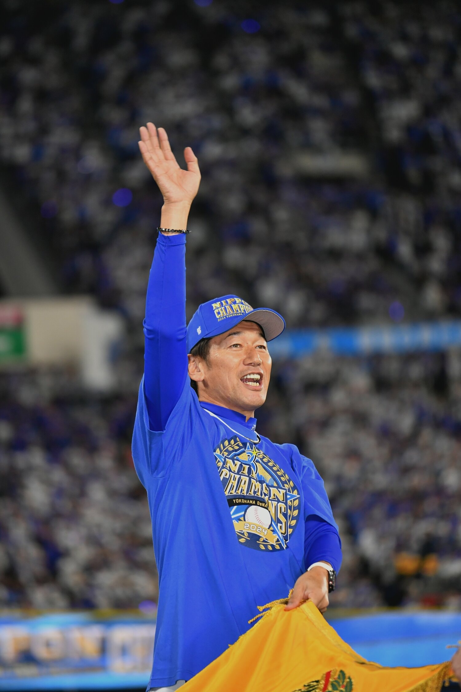 三浦監督の「全力采配」がソフトバンクの圧倒的戦力を飲み込んだ　©Hideki Sugiyama