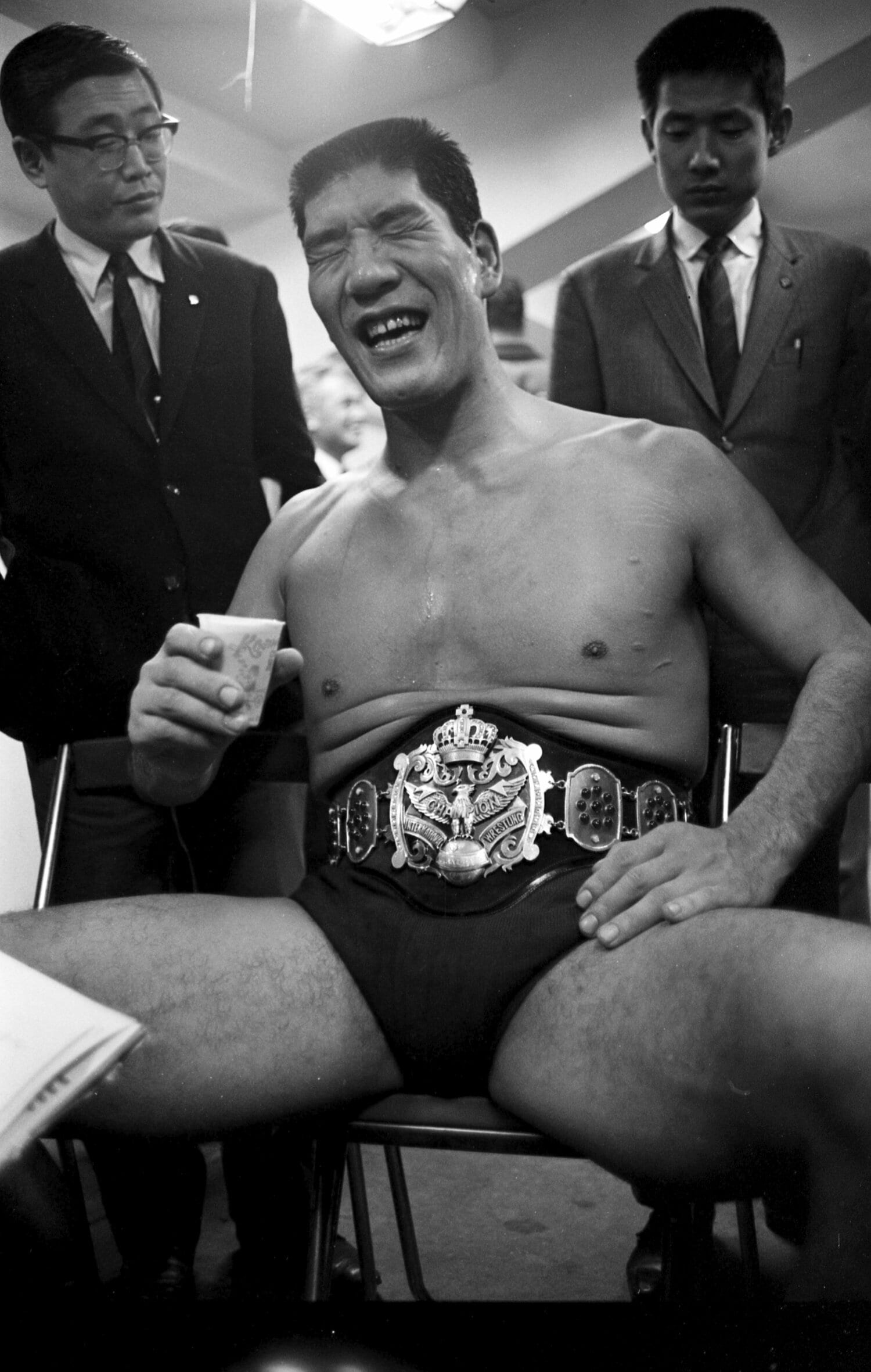 プロレスラー時代は「209cm」となった馬場　©BUNGEISHUNJU