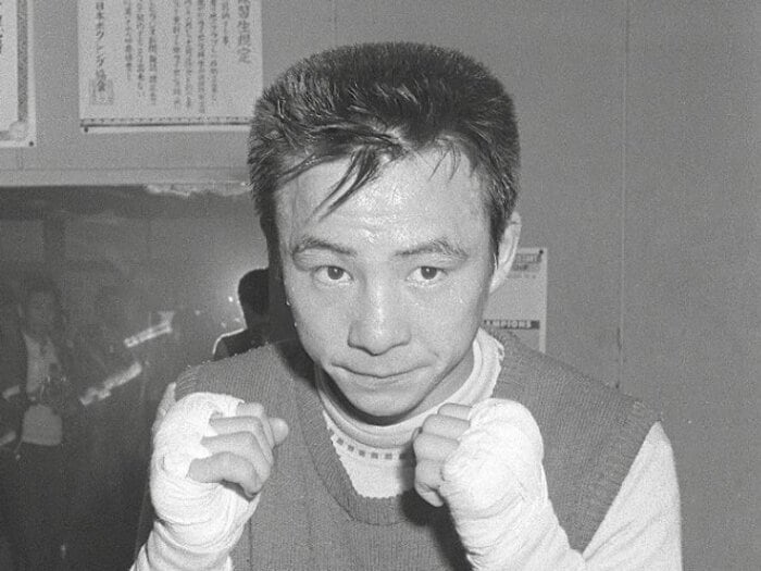 絶頂期23歳の世界王者が交通事故死…“永遠の王者”大場政夫はなぜ首都高で散ったのか？「強気な性格」「運転中、必ず抜き返さないと収まらなかった」＜Number Web＞ photograph by JIJI PRESS