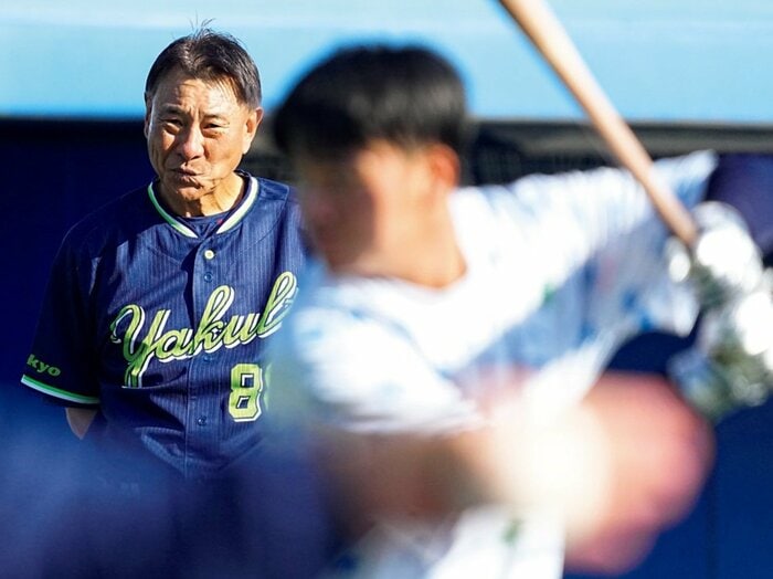 「池山さんはダメな奴にも優しかった」ヤクルト・池山隆寛監督が“熱血漢”から変貌した「空白の一日」とは…部下が語る“親分”の素顔＜Number Web＞ photograph by SANKEI SHIMBUN