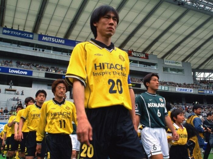 大統領まで「無能な指揮官」と名指しで…“韓国で猛批判”のホン・ミョンボ、なぜ日本では同情論？「アジア最高のリベロ」がJリーグに刻んだ“本当の足跡”＜Number Web＞ photograph by AFLO SPORT