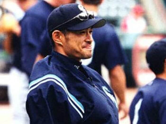 At the Dining. 食事時にもイチロー。＜Number Web＞ photograph by Koji Asakura