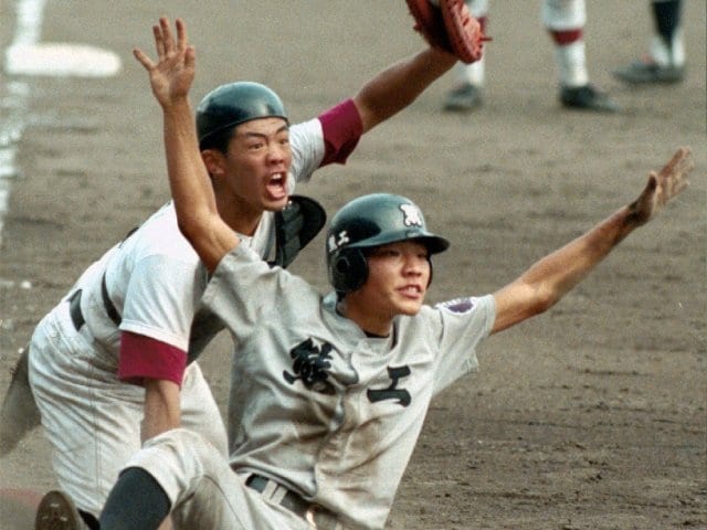 松山商「奇跡のバックホーム」から26年…ライト矢野＆澤田監督が