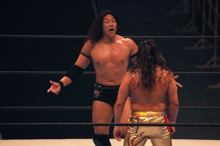 辻陽太を煽る竹下幸之介　©Essei Hara