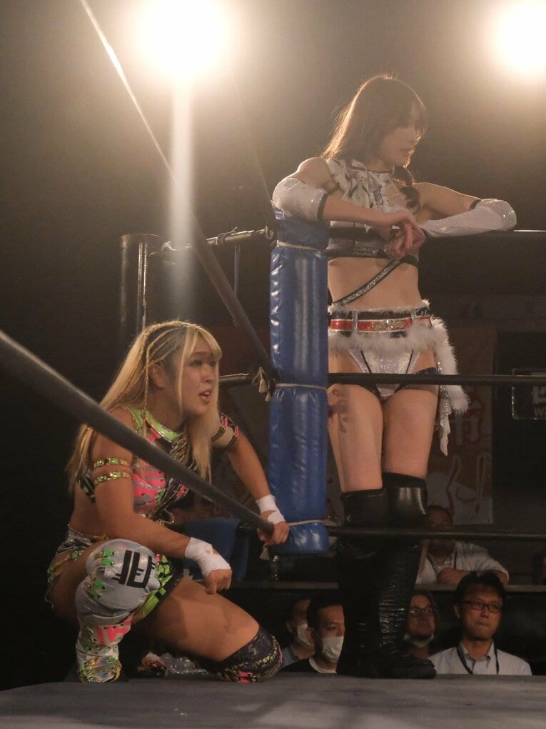 「あんまり胸を張って言えなくて…」悩んでいたAZMを受け入れた“5人のお姉ちゃん”との話…キャリア10周年「クソガキ全開で（笑）」(26)