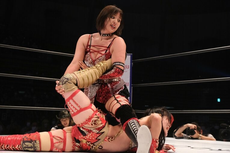 “元アイドルのパワーファイター”ひめか覚醒の日…父の死を乗り越え、スターダムリーグ戦で林下詩美にも勝利「もうクヨクヨしてられない」(57)