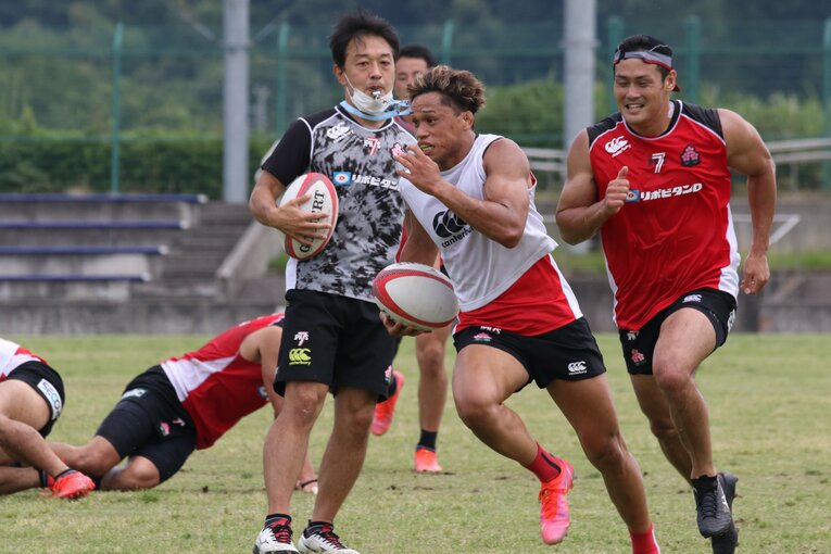 府中合宿で精力的なプレーが目立った合谷和弘（6月21日）©︎Nobuhiko Otomo