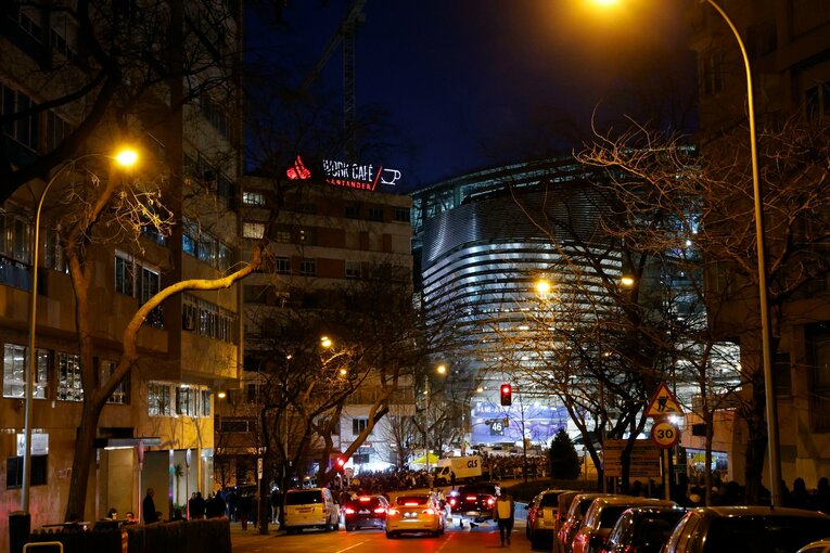 「クボのソックスに穴が！」バルサに続きマドリーも“久保建英が脅威”だった…現地撮影で感じた出色の貢献「クロースが苦虫を」(3)