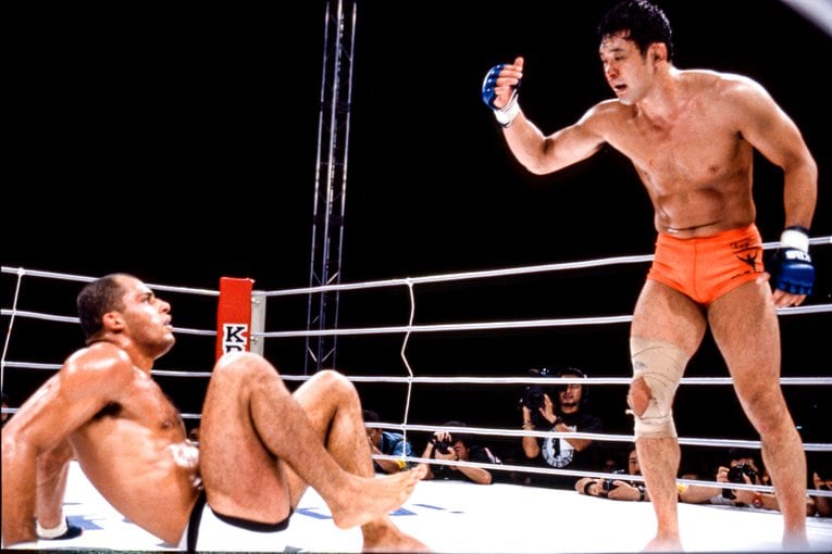 号泣する桜庭和志、高田延彦のハッピーエンド、伝説のミルコvs.ノゲイラ… カメラマンが目撃したMMA東京ドーム大会の衝撃の瞬間(8)