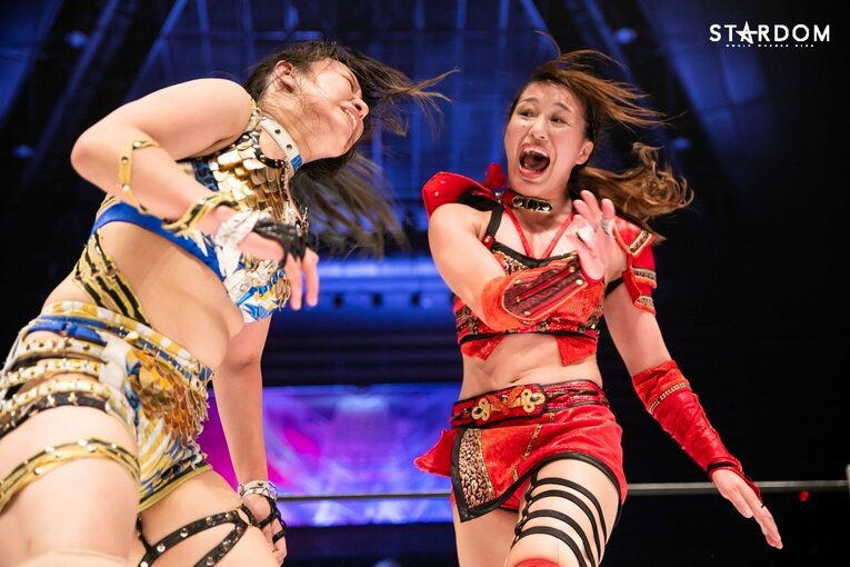 優勝決定戦では渡辺桃と対戦　©STARDOM