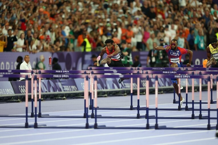 パリ五輪110mH決勝レース　©︎Ryosuke Menju/JMPA