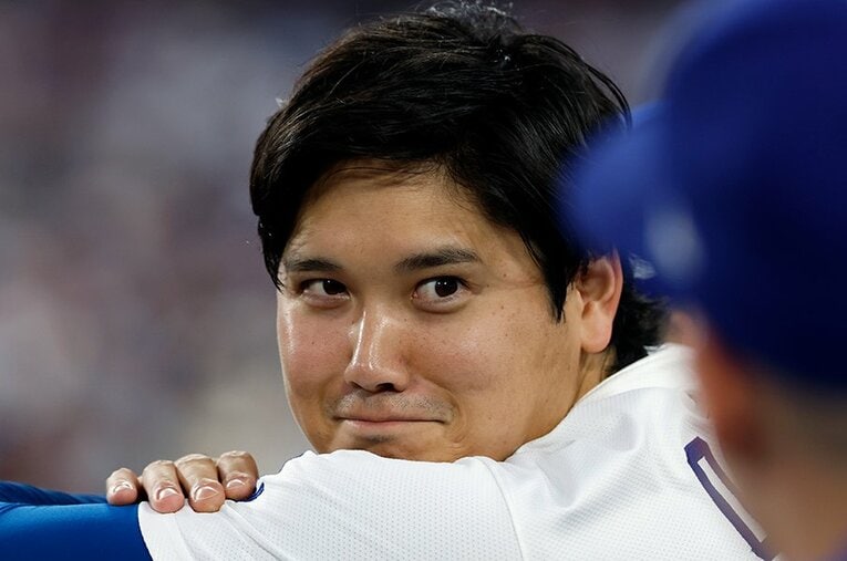 【“テレビに映らない”大谷写真】フィリーズとの地区シリーズで苦しんだ大谷翔平だが、何より喜んだこととは…伝説の3発＋6失点など写真はまだまだ続きます　©Harry How/Getty Images