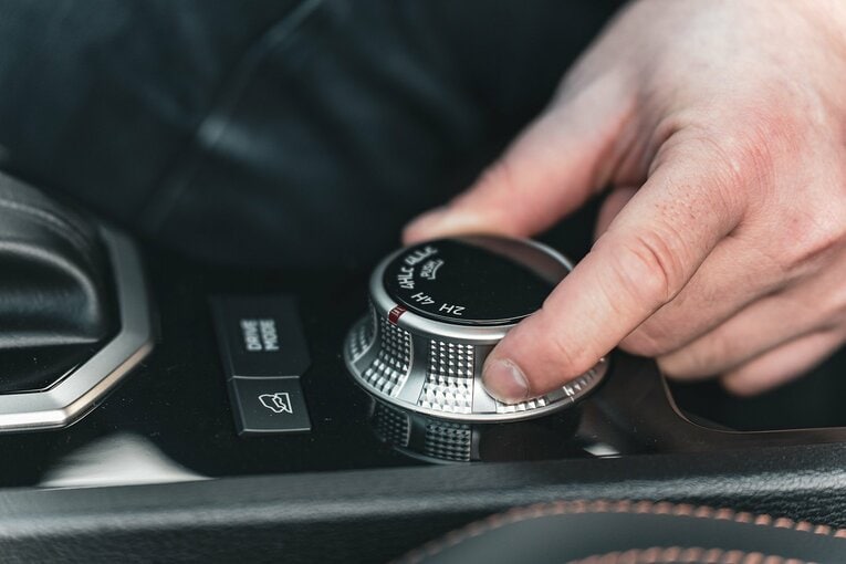 「ウルフって昔、柔道やっていたよね」と言われるまで。新米レスラー・ウルフアロンとトライトンが切り拓く、道なき道(4)