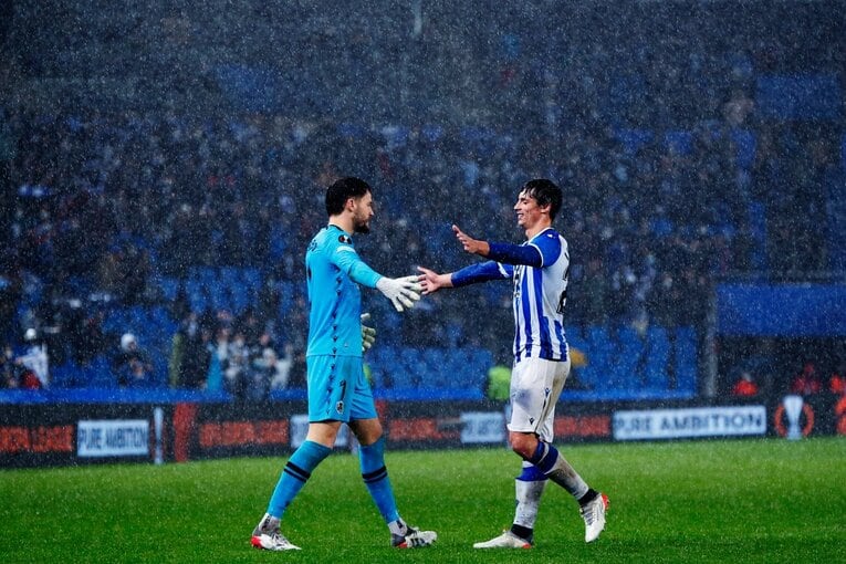 堂安律がPSVで得つつある信頼… 懐かしの“香川真司の元相棒”ゲッツェ、“89億円の価値”スペイン代表MFを撮って気づいたこと(40)