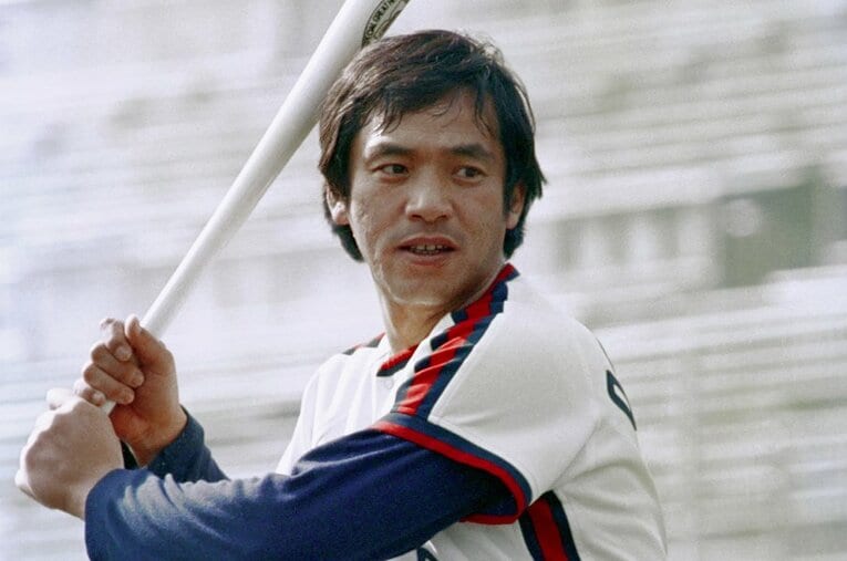 1978年ドラフト3位指名、25歳でロッテに入団した落合博満。1982年、85年、86年と三度の三冠王を獲得している ／ photograph by KYODO