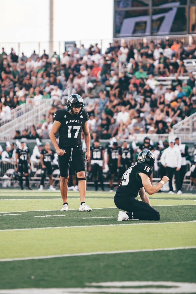 編入2年目からはハワイ大チームの正キッカーとして活躍している松澤／本人提供