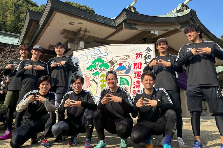 和田さんのもとには各球団から多くのピッチャーが集い、その姿から多くのことを学んだ　©︎Chiba Lotte Marines