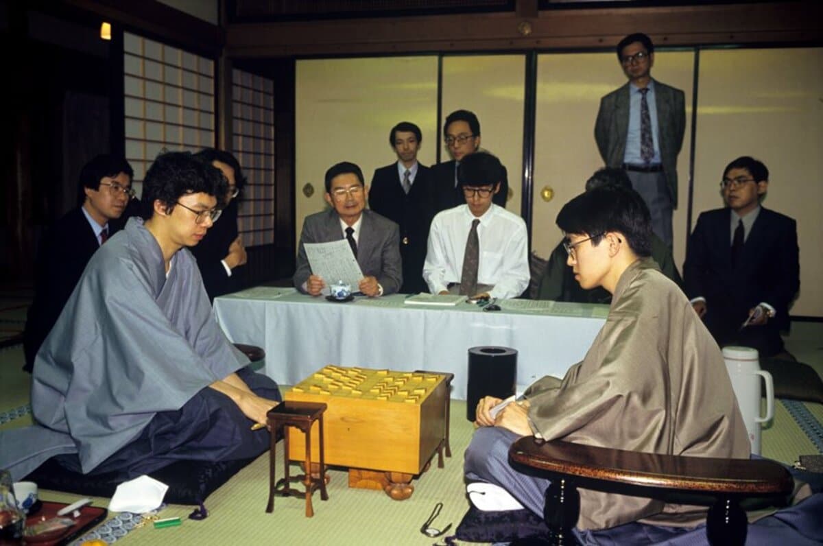 ゴールデンカード伝説の一手 羽生善治 谷川浩司 盤上に美はありや 将棋 Number Web ナンバー