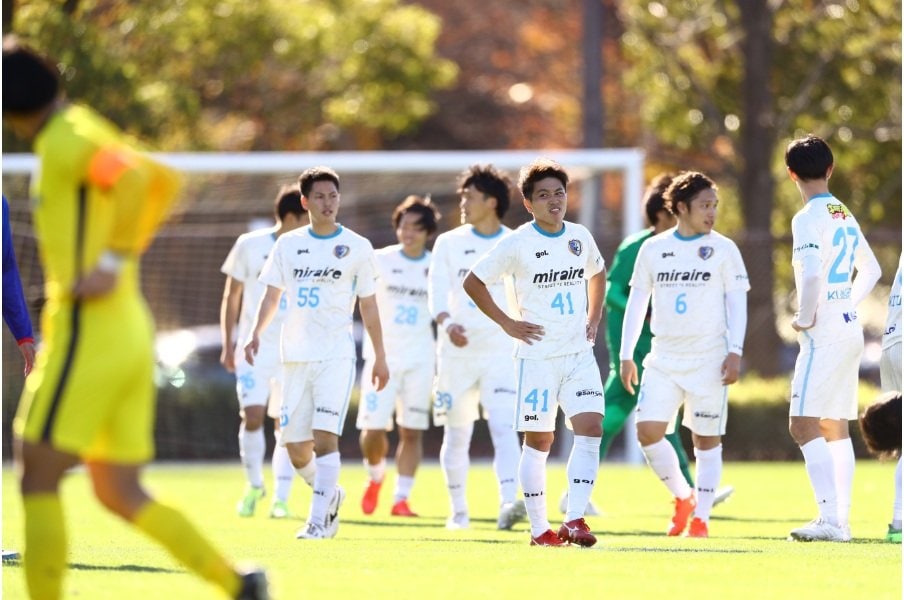 ©Kenzaburo Matsuoka