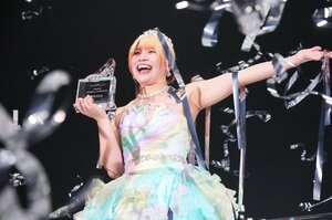 顔面を真っ黒に染められても…スターダム“3姉妹レスラー”羽南21歳の覚悟「必ず白いベルトを」“妹思いの長女”が語った本音「吏南には嫉妬、嫉妬です」