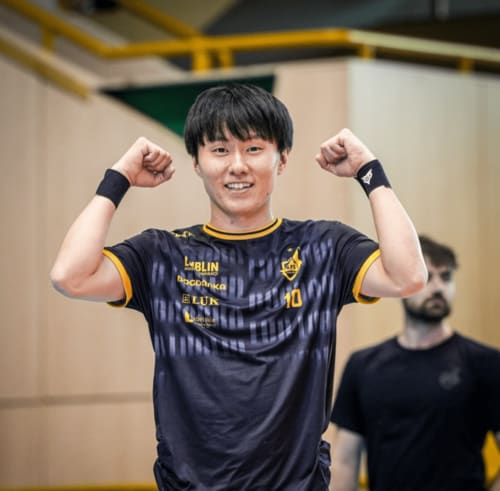 高橋藍とともにポーランド強豪ルブリンに加入した小川智大　（Bogdanka Luk Lublin公式インスタグラムより）