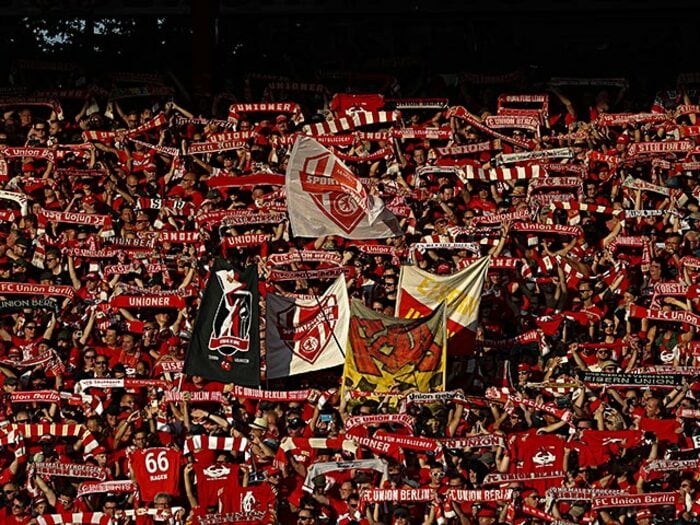 ブンデス1部に初昇格のウニオン。「鉄の連帯」と「無償の愛」の魅力。＜Number Web＞ photograph by Getty Images