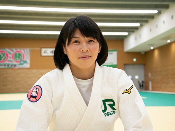 「阿部詩の練習は120％」「渡名喜にかけた言葉は…」東京五輪で躍進、柔道女子代表を支えた福見コーチが語った“知られざる舞台裏”＜Number Web＞ photograph by Shino Seki