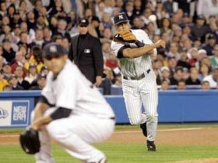 「Ａ−ロッドの守備はゴールド・グラブ級」の嘘＜Number Web＞ photograph by Gettyimages/AFLO