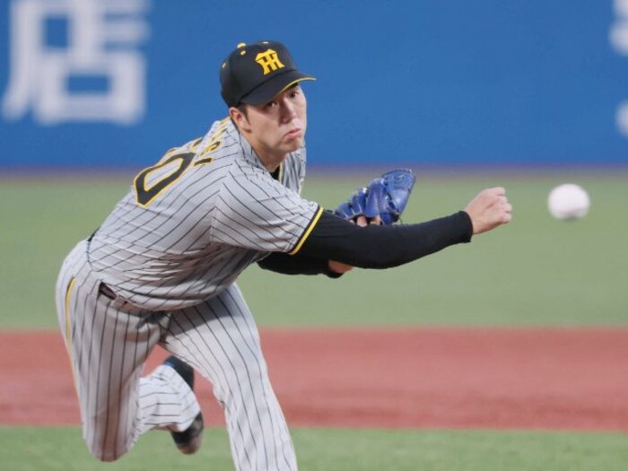 ＜ドラフト5位→阪神のエース＞青柳晃洋を大成させた金本監督の“目をつぶる勇気”「コントロールが悪いとか、そういうのは無視していい」＜Number Web＞ photograph by JIJI PRESS