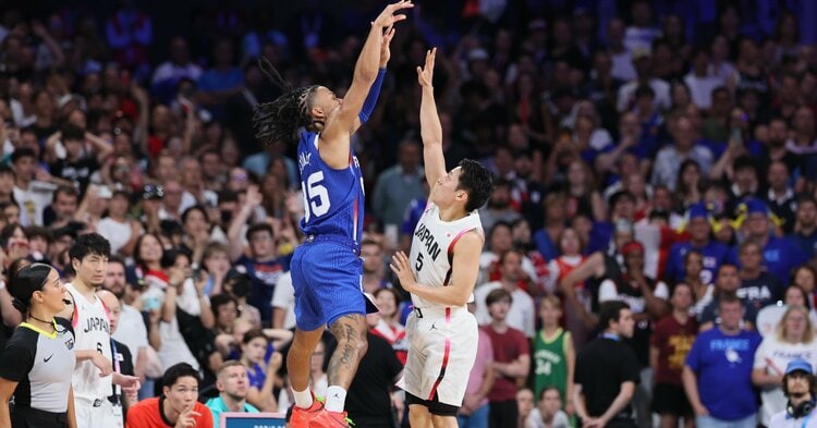 河村勇輝（23歳）の「フランス戦ラストプレー」は“誤審”だったのか