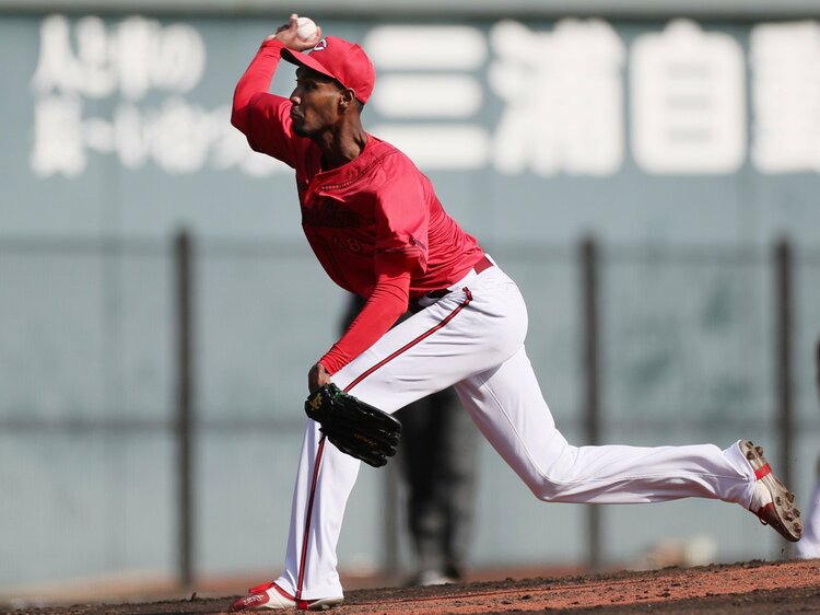 ここにいる時点でラッキー」カープの196cm右腕・アドゥワ誠が無欲で