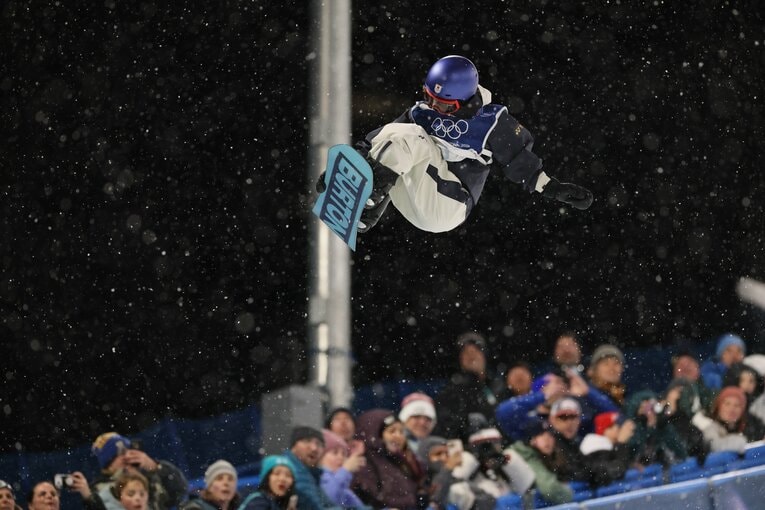 3位を決めた小野光希の滑りを連続写真で！　©Kaoru Watanabe/JMPA