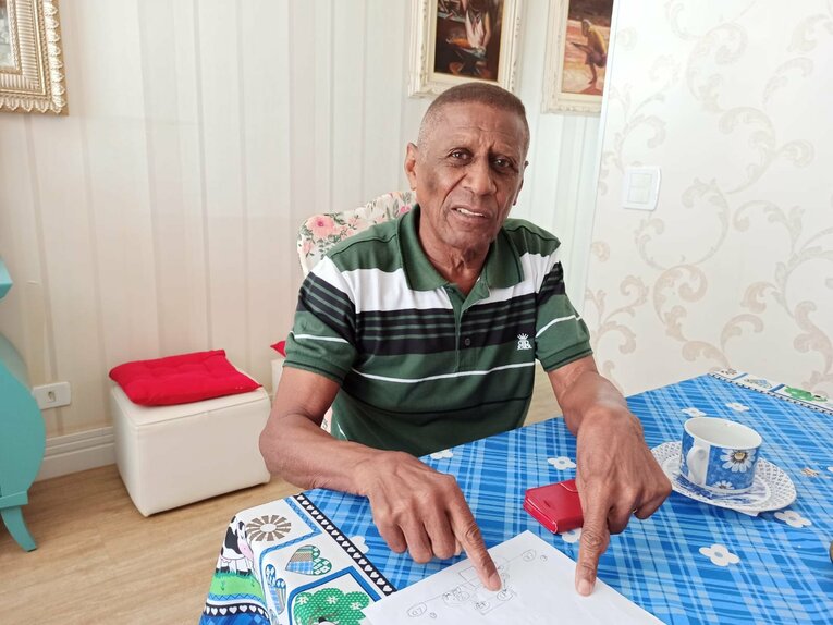 『オールドルーキー』顔負けのドラマ性… “ブラジルで運営クラブが2年連続昇格”三都主アレサンドロの引退後がスゴい〈両親・妻に直撃〉(76)