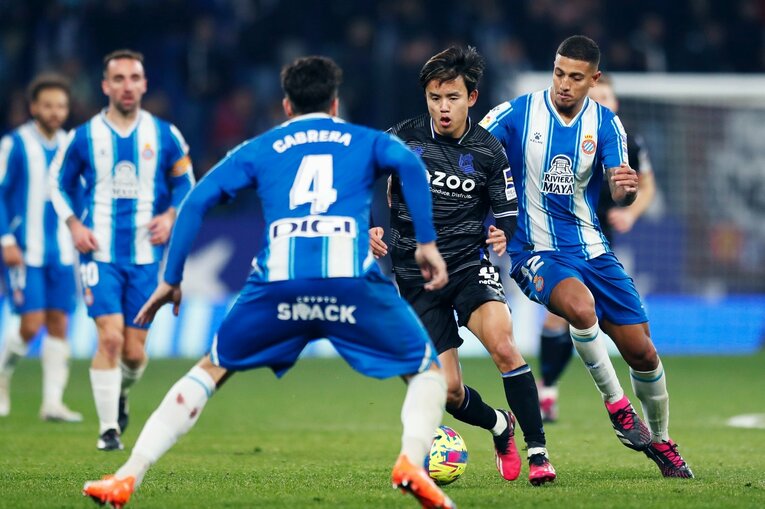 「クボの鮮烈ボレーに加えて…」“ハイライトだけではもったいない”ソシエダ久保建英の飛躍を現地撮影「特筆すべきはゴール直前の守備」(40)