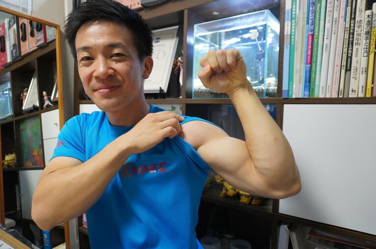 ムキムキの上腕が3rdステージで必要な腕力を生む　©NumberWeb