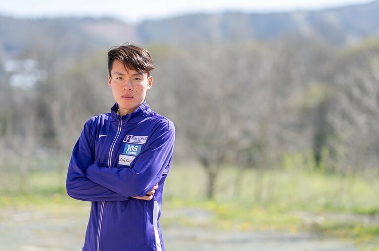 現在の大学陸上界「最強ランナー」の一人といえる駒澤大4年・佐藤圭汰。彼が修練を積むプロジェクトチーム“Ggoat”の合宿で話を聞いた ／ photograph by Shiro Miyake