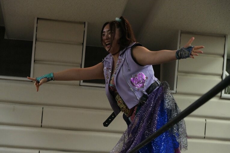 「やせたら可愛いのに」世間の声との闘い…“プラスサイズモデル”も務める女子レスラー・まなせゆうなの思い「ありのままの自分を愛せばいい」(81)