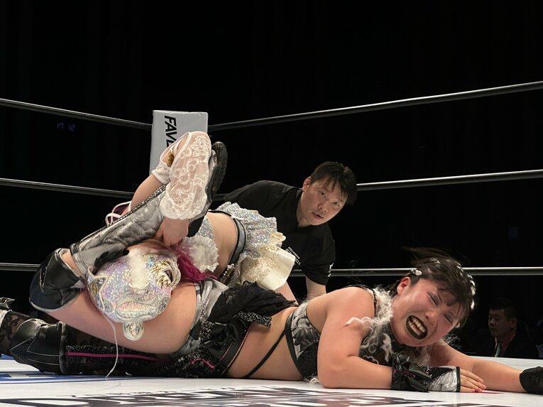 スターライト・キッドvs吏南　©Norihiro Hashimoto