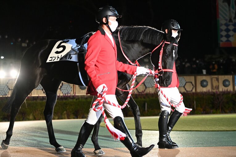 「本当に立派な走りでした」コントレイルがジャパンCで有終の美…“男泣き”福永祐一が三冠馬と歩んだ「夢のような」2年間(39)