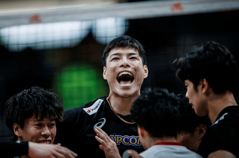 高橋健太郎（VNLキューバ戦）©︎Volleyball World