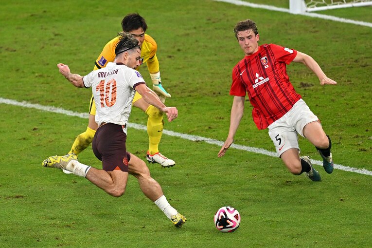 オウンゴールこそ献上したが、マリウスや西川らはシティの攻撃を必死に食い止めようと奮戦した　©Getty Images