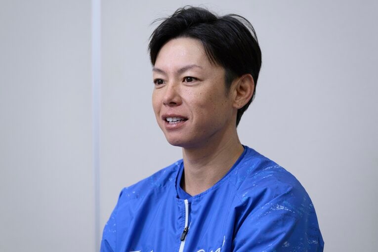 中日ドラゴンズ、浅尾拓也・投手コーチ（40歳）。現役引退翌年の2019年から二軍の投手コーチを務め、今季から一軍に昇格　©Hirofumi Kamaya