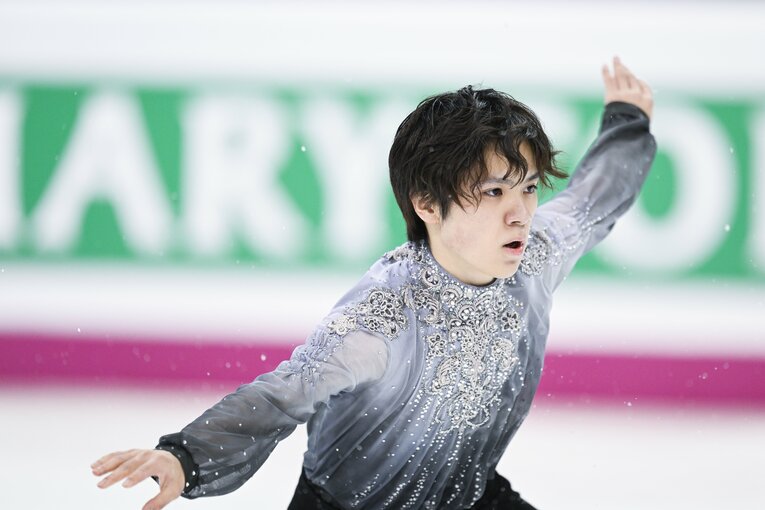 「昌磨のマジックを見せて！」世界王者・宇野昌磨を奮起させたランビエル・コーチの激励…300点超えに「スーパーエキサイティング」(29)