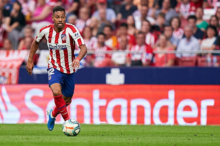 21歳のレナン・ロディに対して6年間の契約を結んだアトレティコ。これで当面、左サイドバックは安泰になった。 ／ photograph by Getty Images