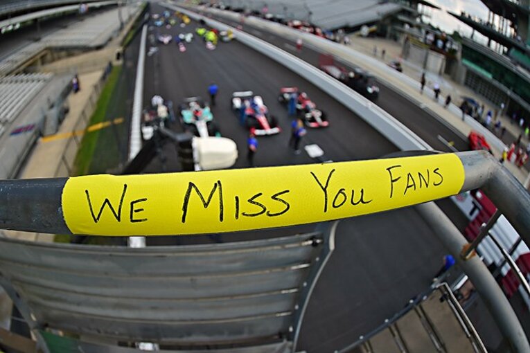 現地記者が見たインディと佐藤琢磨。最も静かな優勝で見せた「強さ」。(12) ／ photograph by INDYCAR