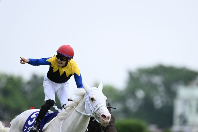 ソダシvsスターズオンアースは競馬史に残るレースとなるか？「ウオッカとダイワスカーレット」以来の“名牝ライバル誕生”を期待してしまう理由(16)